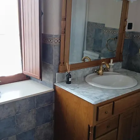 Casa Hazas * Hazas de Cesto