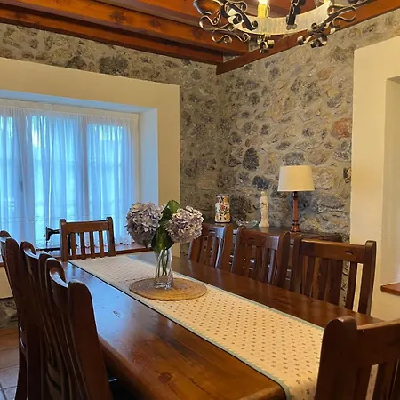 Casa Hazas בית נופש *